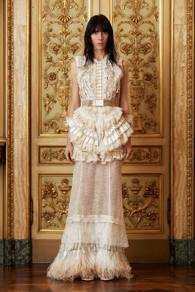 Look 9